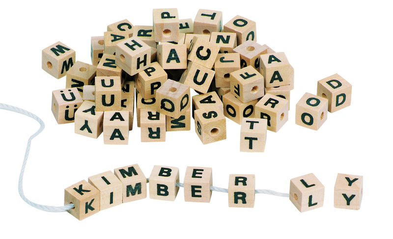 Buchstabenwürfel zum Auffädeln für Kinder ab 4 Jahre
