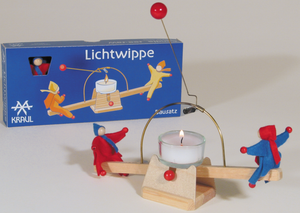 Lichtwippe mit Püppchen